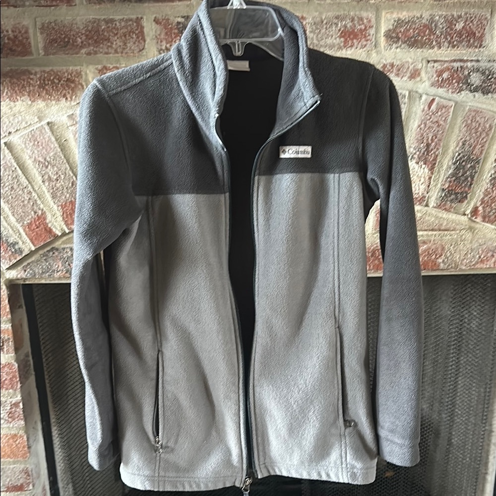 Columbia Two-Tone Gray Fleece Jacket